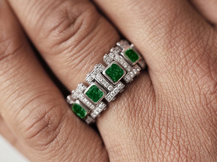 unique diamond and emerald rings